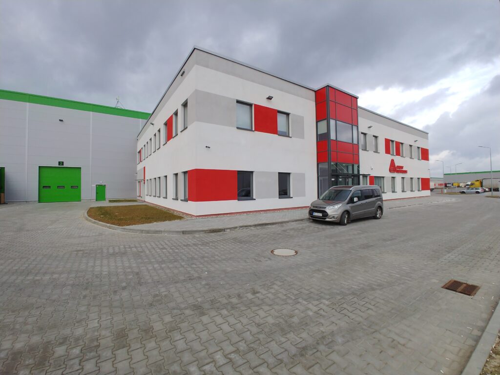 budynek biurowy Avery Dannison z roletami Screen